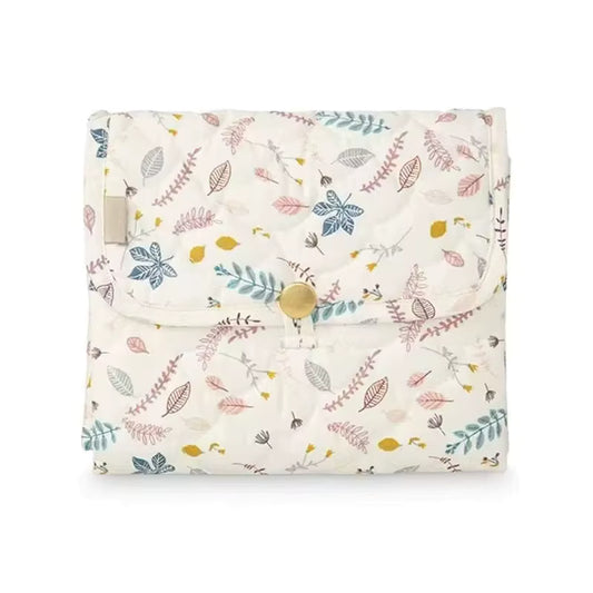 Organic Cotton Waterproof Changing Mat (Leaves)